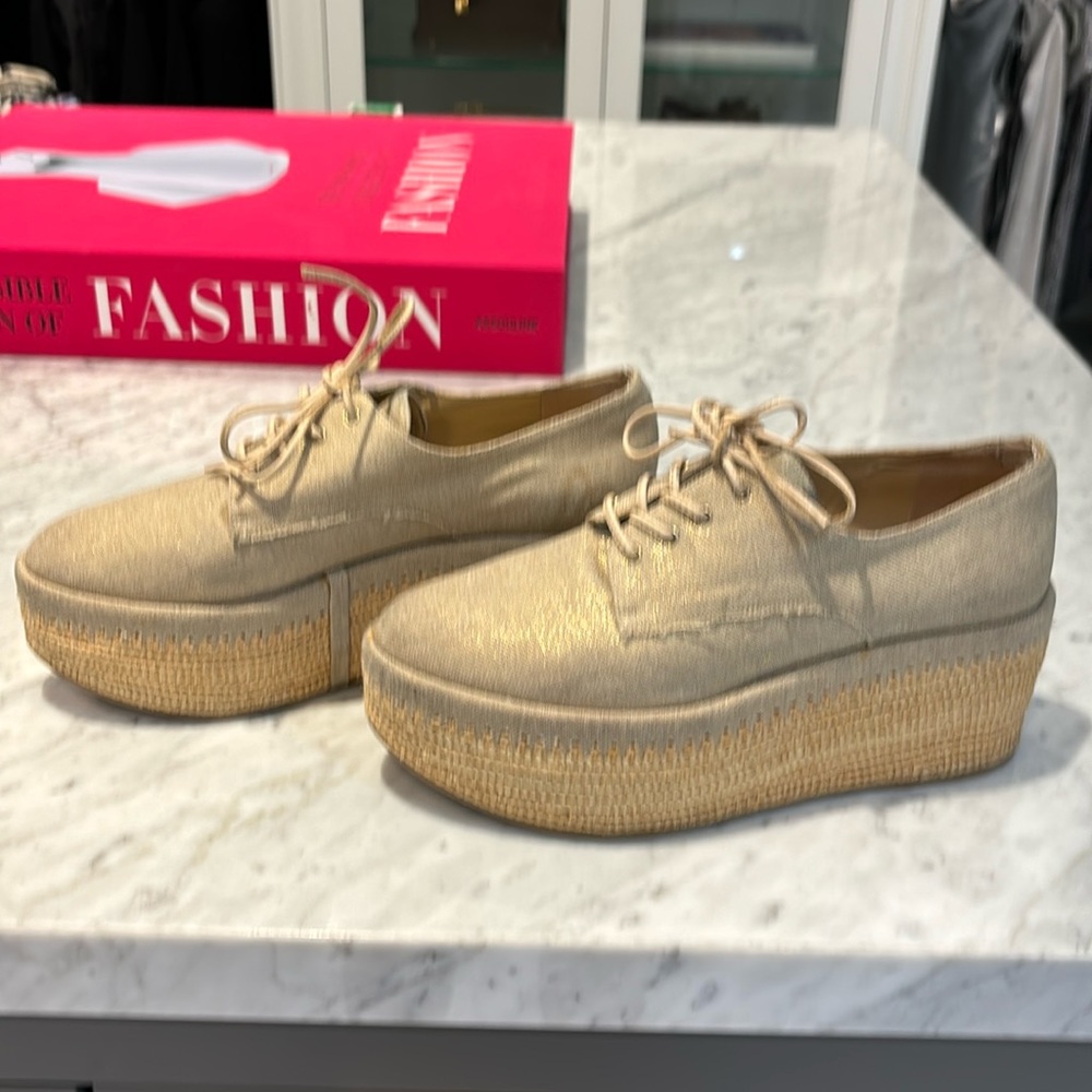 Stewart Weitzman platforms
